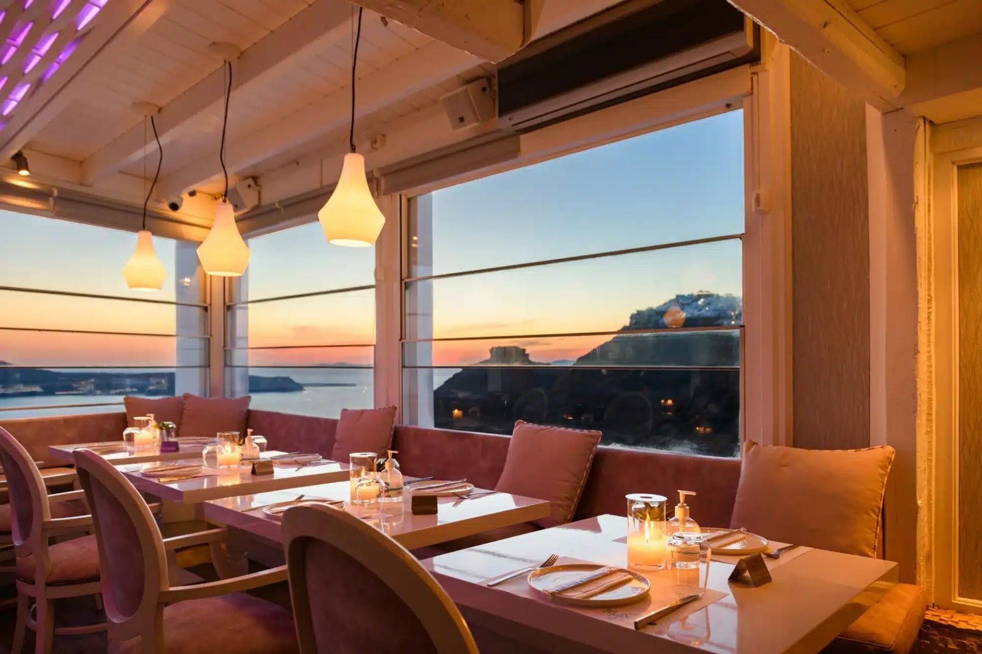 Les 10 Meilleurs bars de Santorin pour boire un verre — Santorin