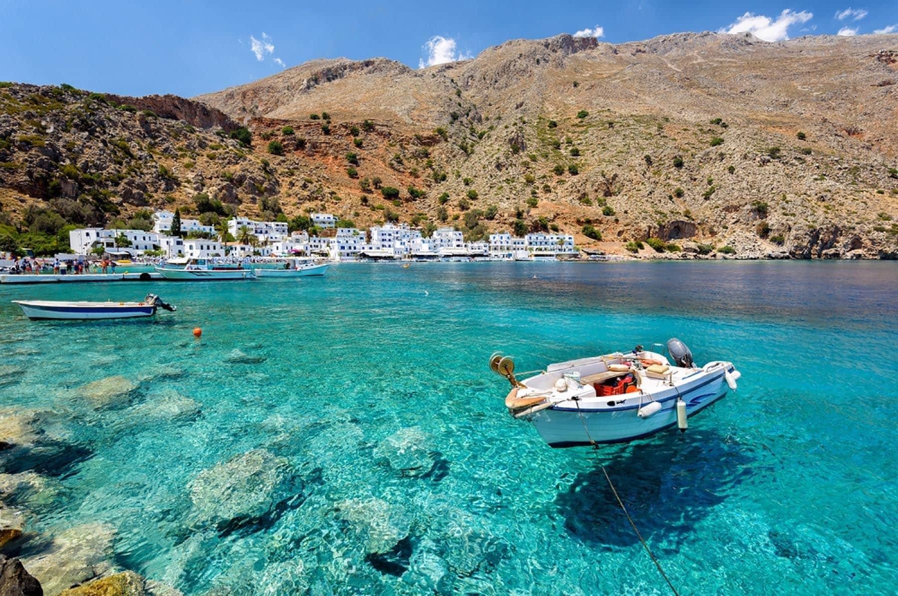 Loutro, le petit havre paradisiaque de Crète — 
