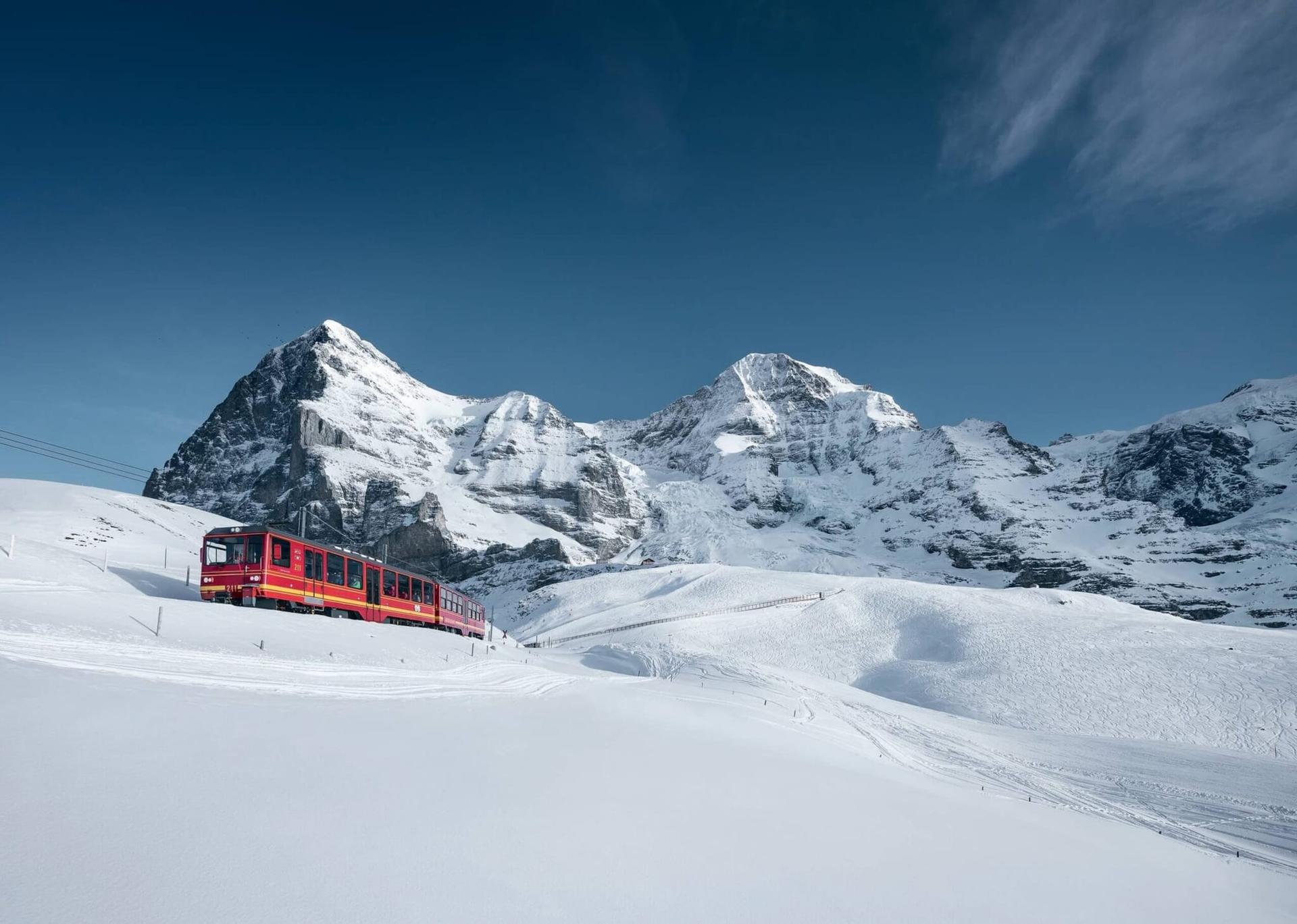Voyage en train de 7 jours à travers l’Europe pour le Nouvel An — Interlaken et Jungfrau Express — Europe