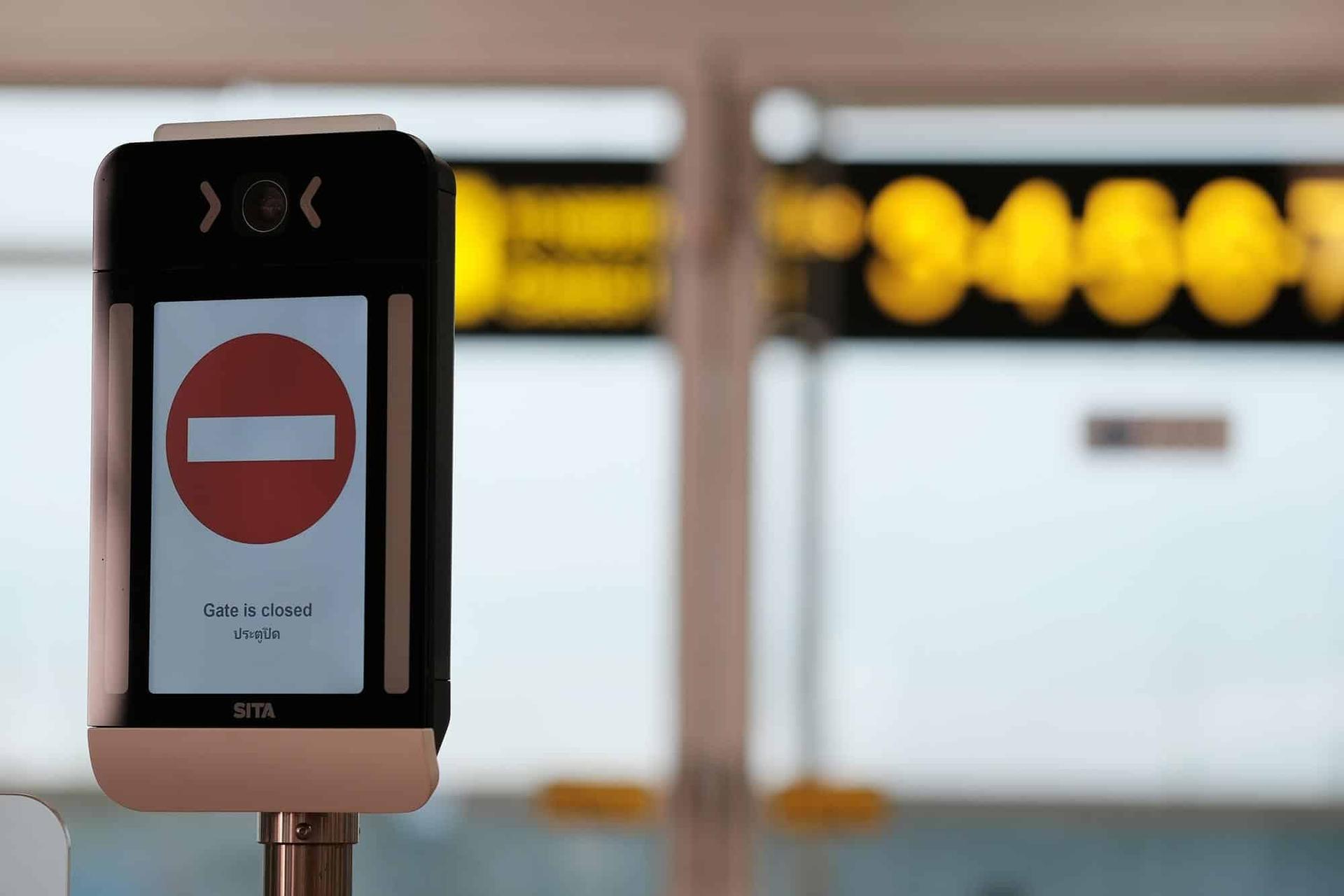 Microsoft en panne, de nombreux avions annulés : chaos mondial dans les aéroports — 