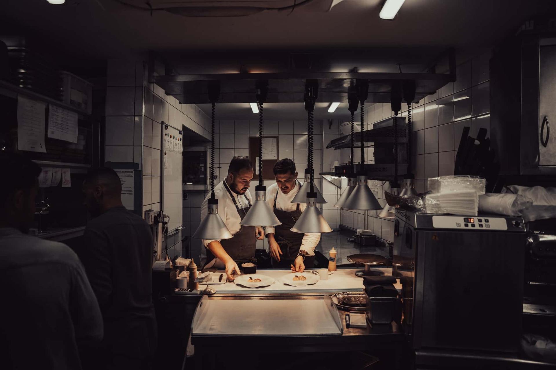 Cuisson du Pain de Lave Islandais : Une Expérience Géothermique Unique — Islande