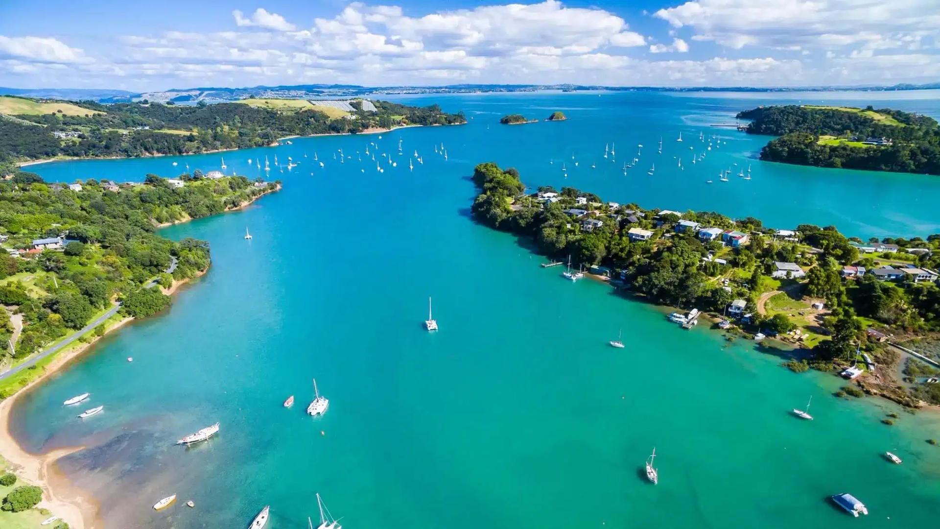 Découvrir Waiheke Island, au large d’Auckland — Nouvelle-Zélande