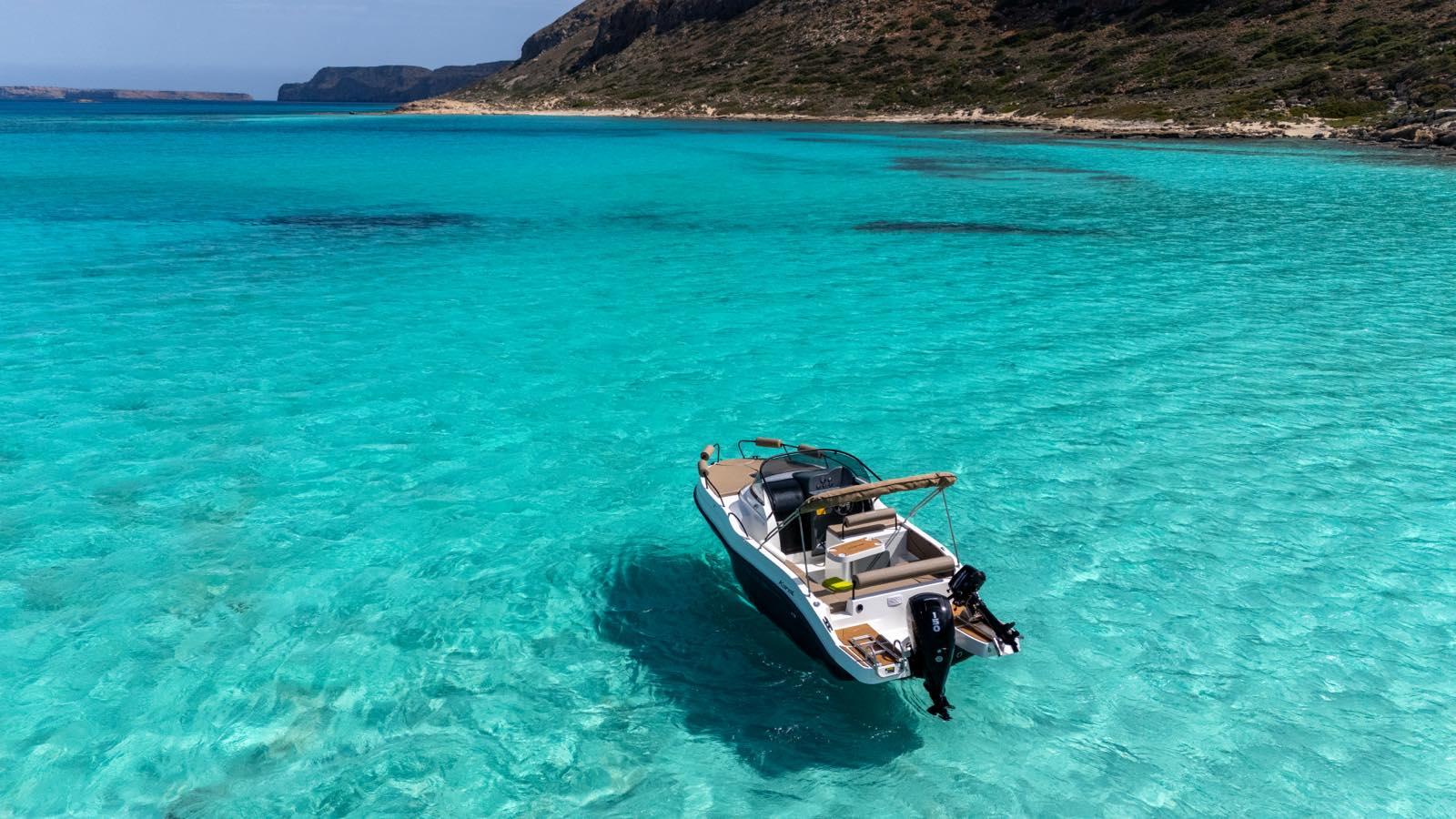 Comment louer un bateau sans permis à Kissamos ?